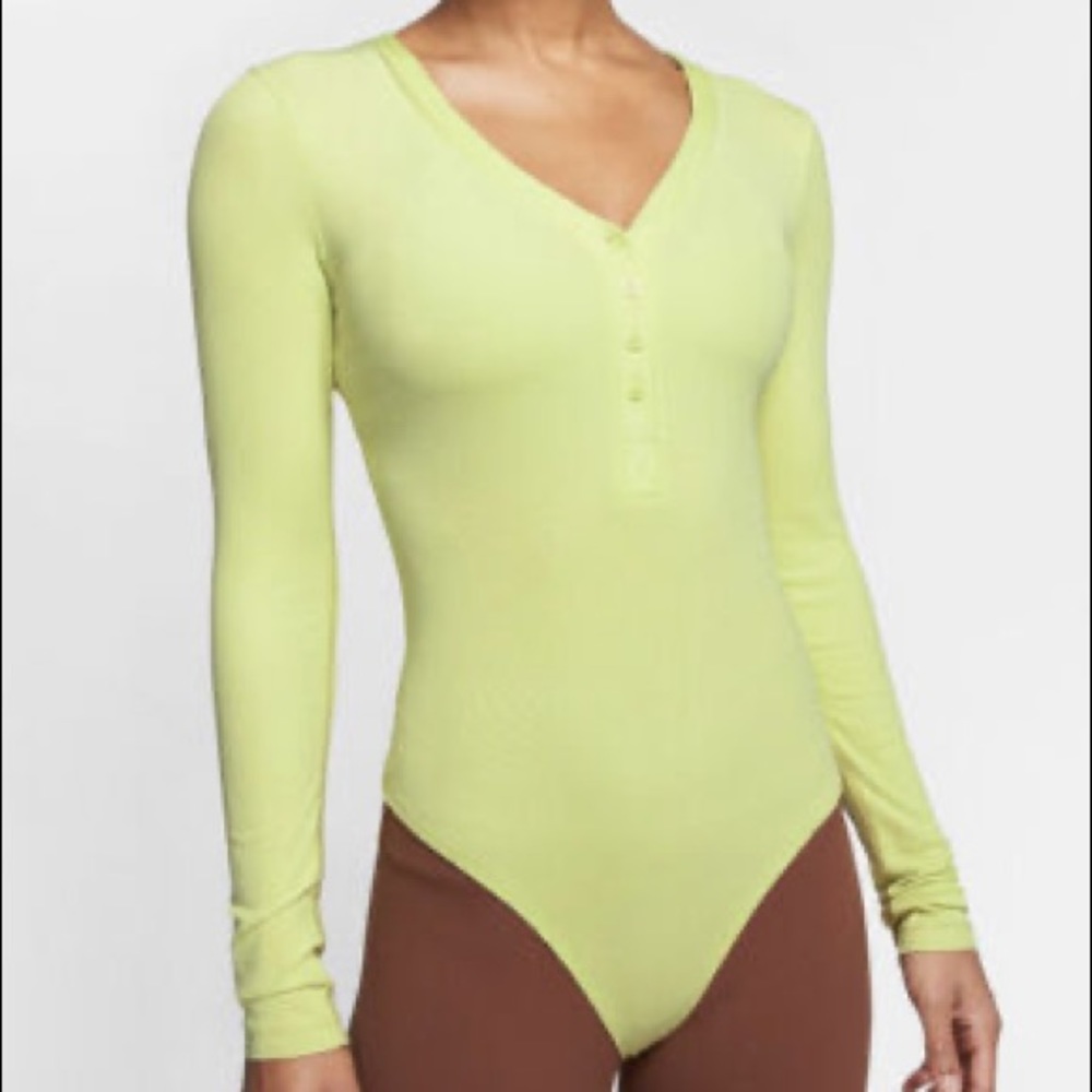 Nike Dri-Fit Luxe Henley Yoga Bodysuit Yellow Size S